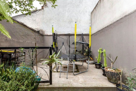 Casa à venda com 3 quartos, sendo 1 suíte,  em Vila Mascote, São Paulo, SP