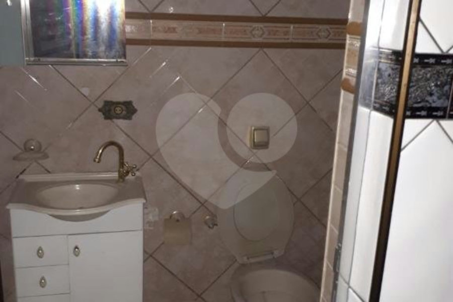 Sobrado à venda com 2 quartos em Tremembé, São Paulo, SP