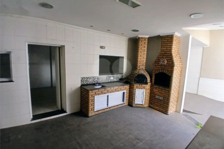 Sobrado à venda com 3 quartos, sendo 1 suíte, em Jardim São Paulo(zona Norte), São Paulo, SP