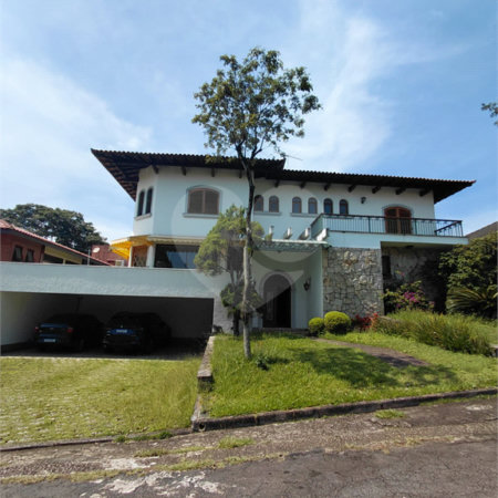 Casa à venda com 4 suítes no condomínio Ville Bourghese, São Paulo - SP