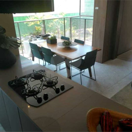 Apartamento à venda com 3 quartos, sendo 1 suíte,  em Jardim das Acácias, São Paulo, SP