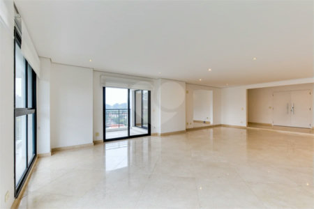 Apartamento à venda ou para alugar com 4 suítes em Alto da Boa Vista, São Paulo, SP