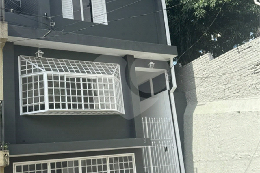 Casa de Vila à venda com 3 suítes em Santana, São Paulo, SP