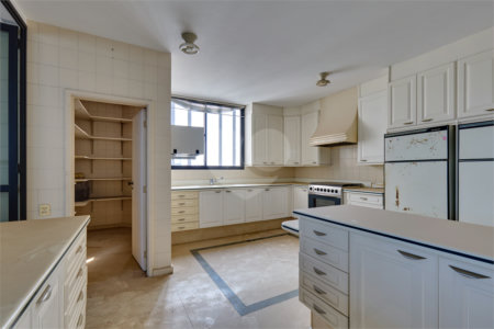 Apartamento à venda com 4 suítes em Santo Amaro, São Paulo, SP