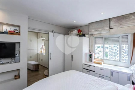 Cobertura à venda com 3 quartos, sendo 1 suíte,  em Santa Teresinha, São Paulo, SP