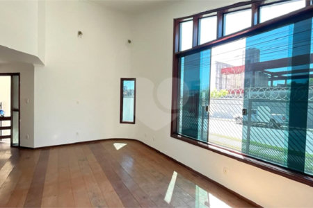 Casa à venda com 3 quartos, sendo 1 suíte, em Jardim Pires de Mello, Sorocaba, SP