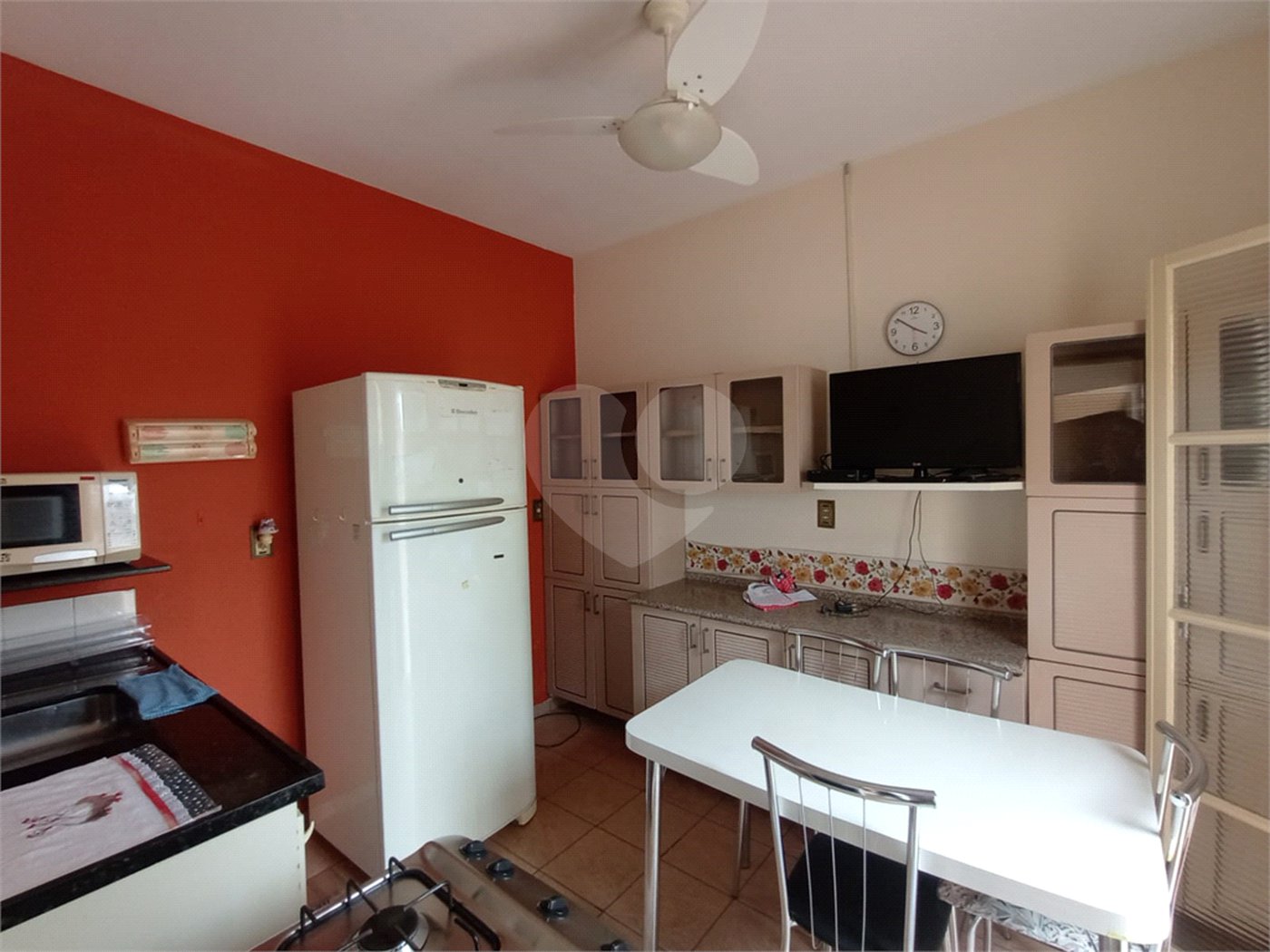 Casa à venda com 4 quartos, sendo 3 suítes,  no Centro, Itapetininga, SP