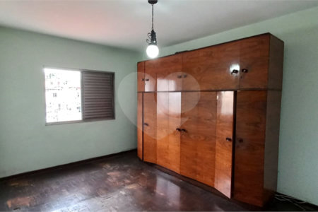 Casa Térrea à venda com 2 quartos em Jardim Marisa, São Paulo, SP