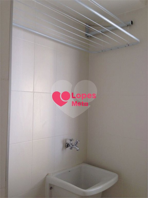 Apartamento para alugar com 2 quartos, sendo 1 suíte, em Parque Residencial Aquarius, São José dos Campos, SP