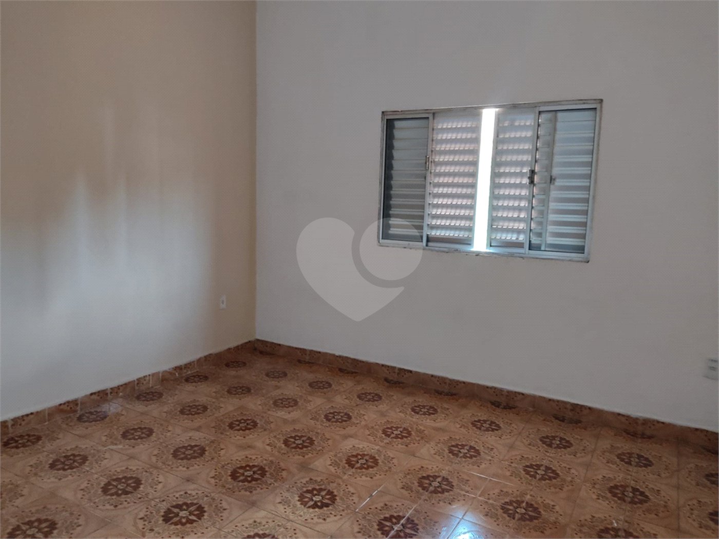 Sobrado à venda com 4 quartos, sendo 1 suíte, em Cidade Jardim Cumbica, Guarulhos, SP