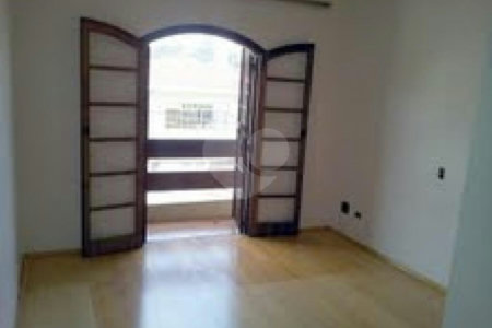 Sobrado à venda com 3 quartos, sendo 1 suíte, em Jardim Colombo, São Paulo, SP