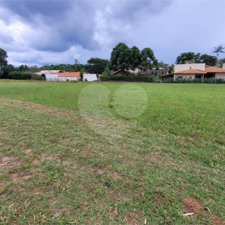 Loteamento Residencial no Condomínio Vila Pinhal do Broa.