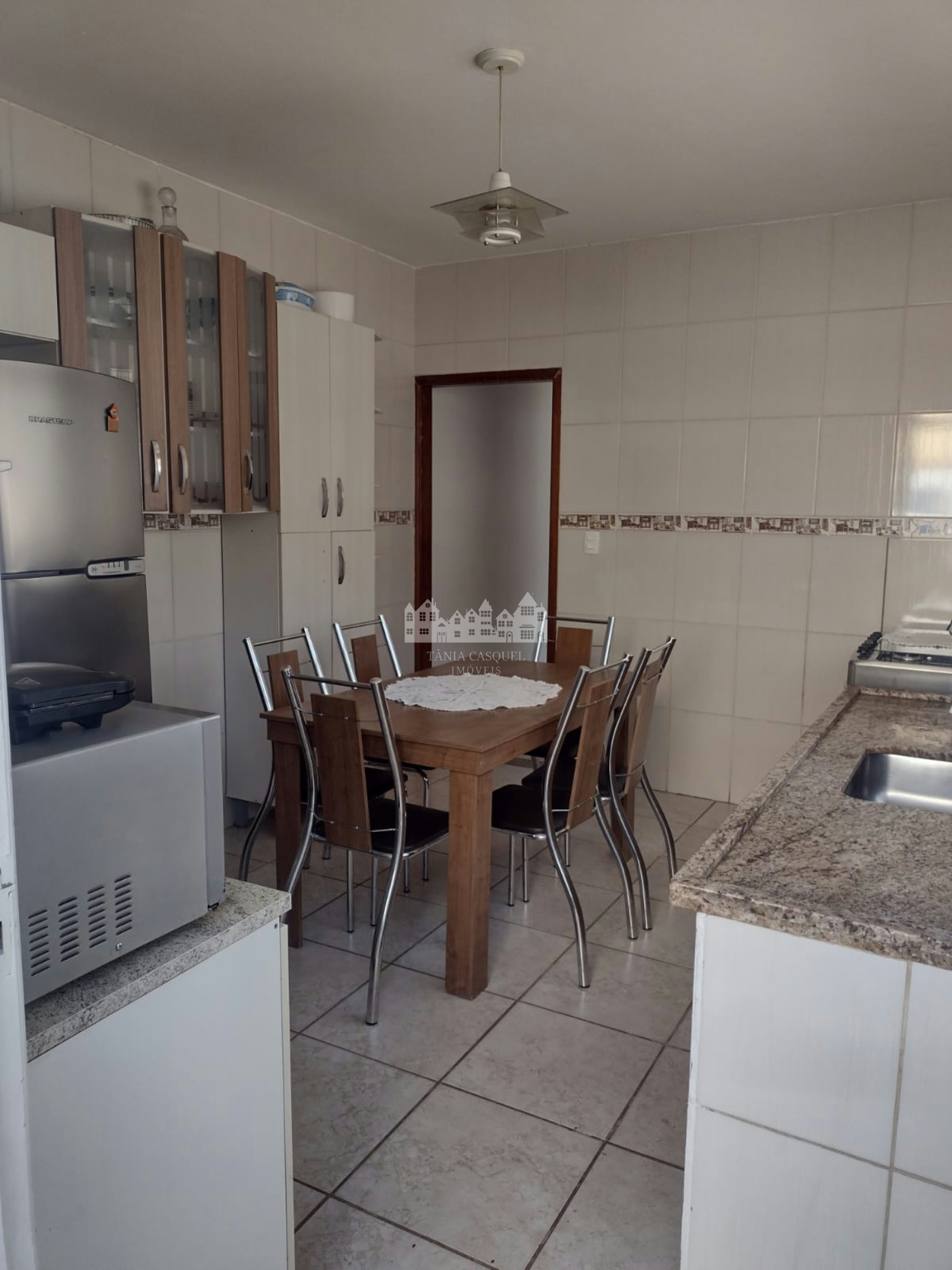 Casa à venda com 5 quartos no Centro de Atibaia/SP | Duas casas no mesmo terreno