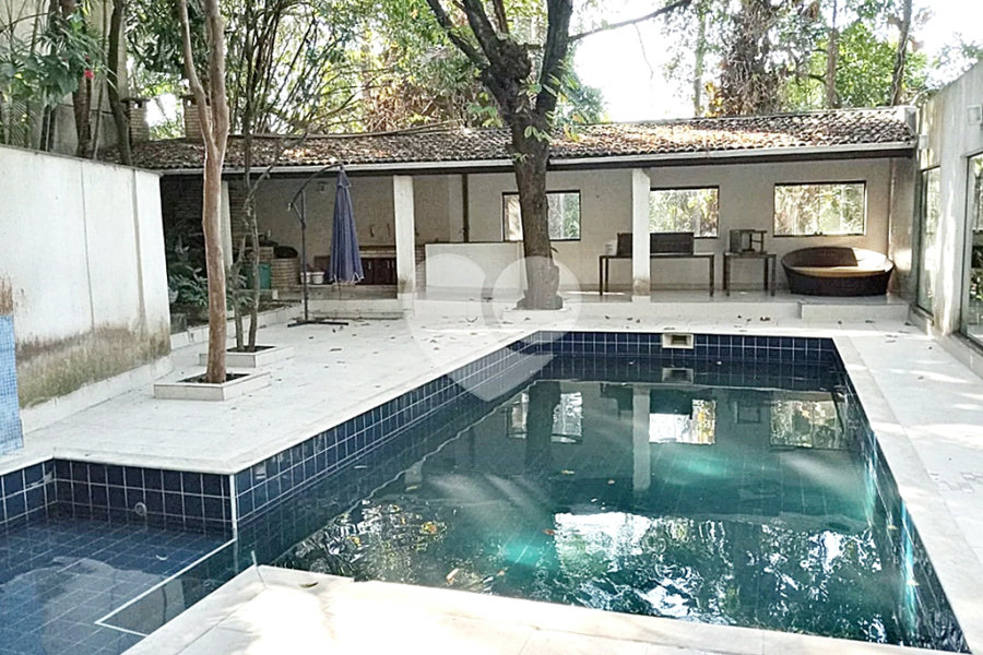 Sobrado Tremembé | 450m² | 3 Suítes | 4 Vagas | Espaço Gourmet | Lazer Completo