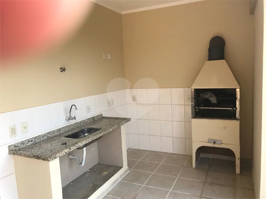 Casa assobradada à venda no Jardim Panorama – Vinhedo/SP