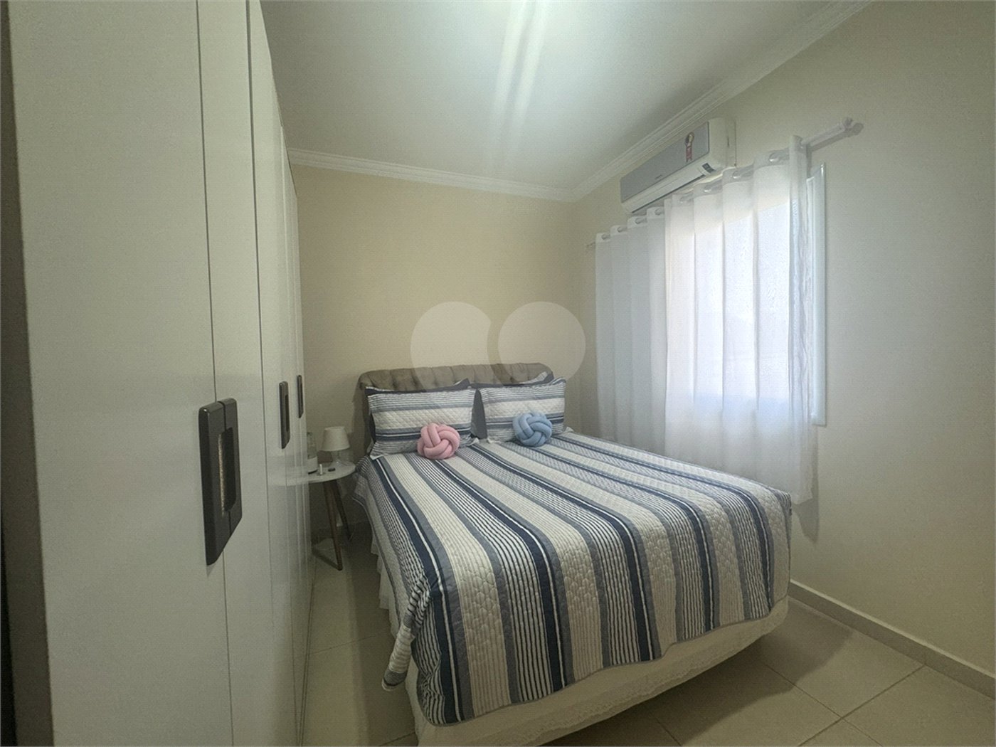 Casa à venda com 3 suítes no condomínio Lago da Serra, Araçoiaba da Serra - SP