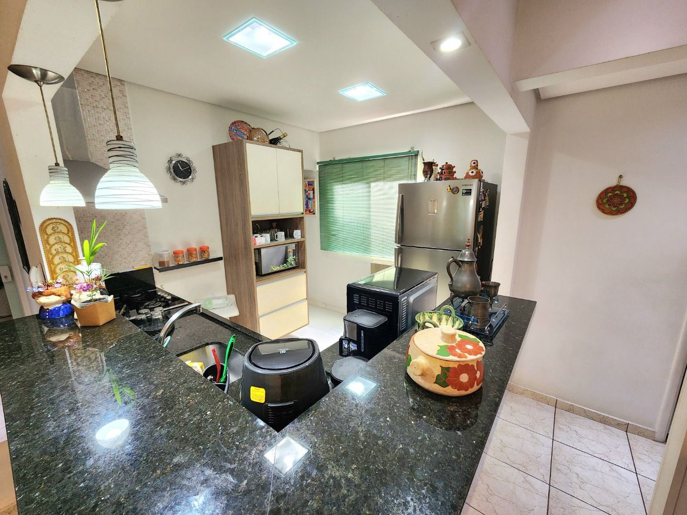 Apartamento 2 Dormitórios com Vista Mar, 1 Suíte e 50m da Praia – Santos