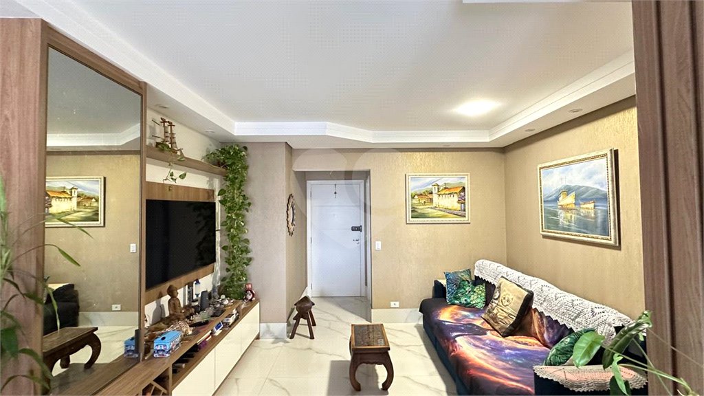 Apartamento à venda com 3 quartos, sendo 1 suíte, em Vila Santa Teresa, Santo André, SP