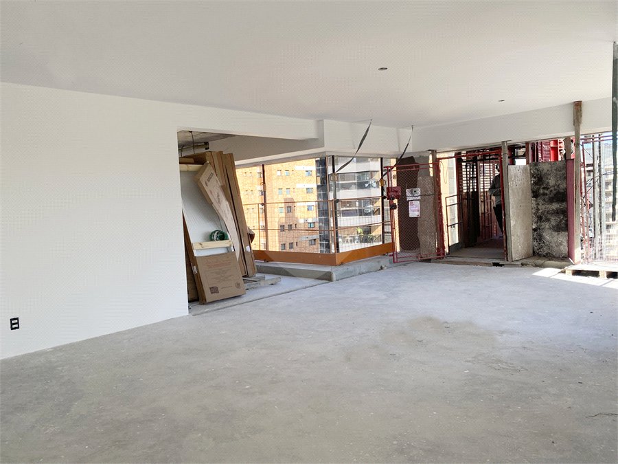 Apartamento à venda com 4 suítes em Santana, São Paulo, SP