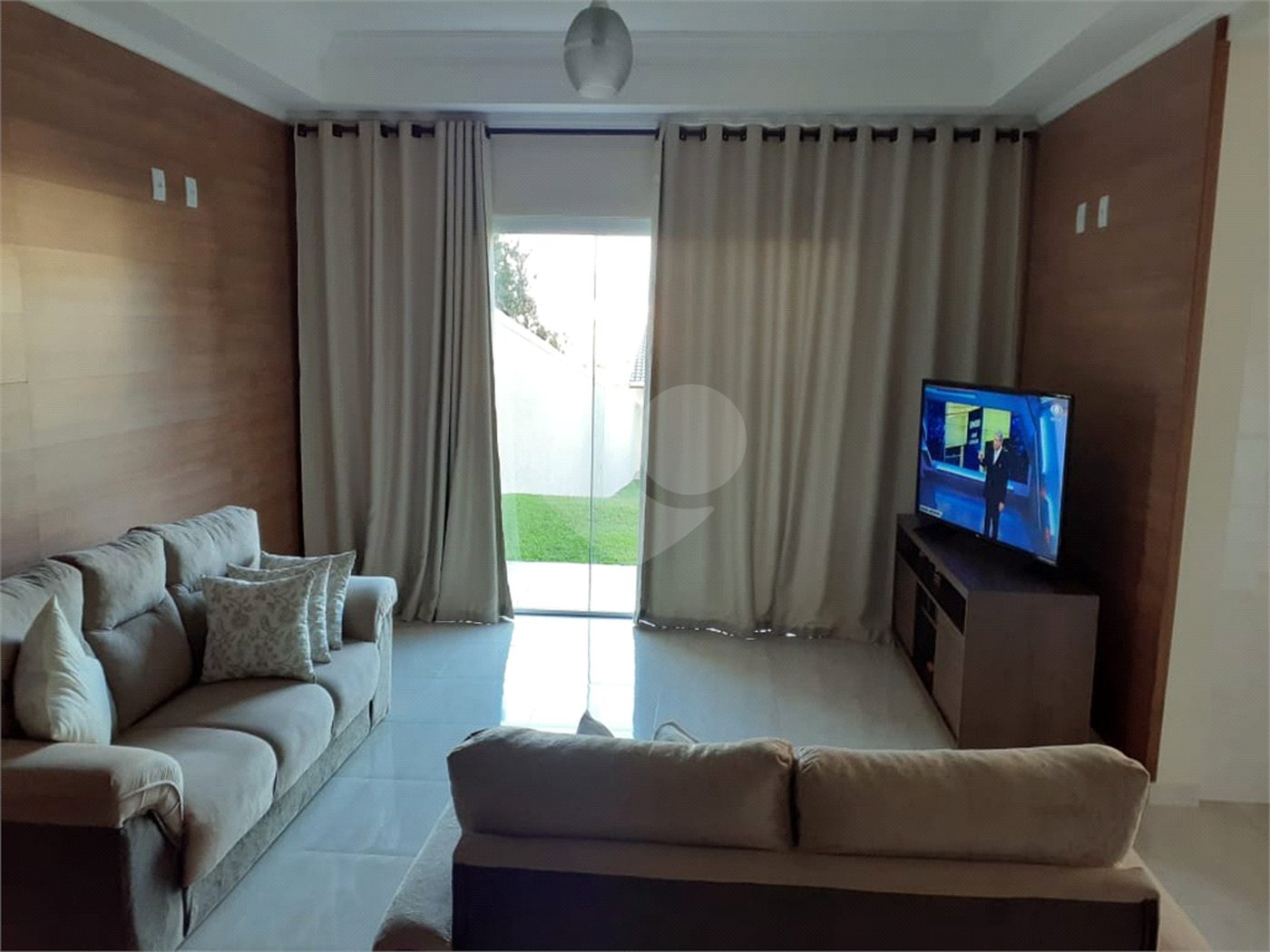 Sobrado à venda com 3 quartos, sendo 1 suíte,  em Jardim Paulista, Atibaia, SP