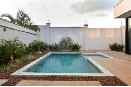 Casa à venda com 3 suítes no condomínio Alphaville Esplanada 4, Votorantim - SP