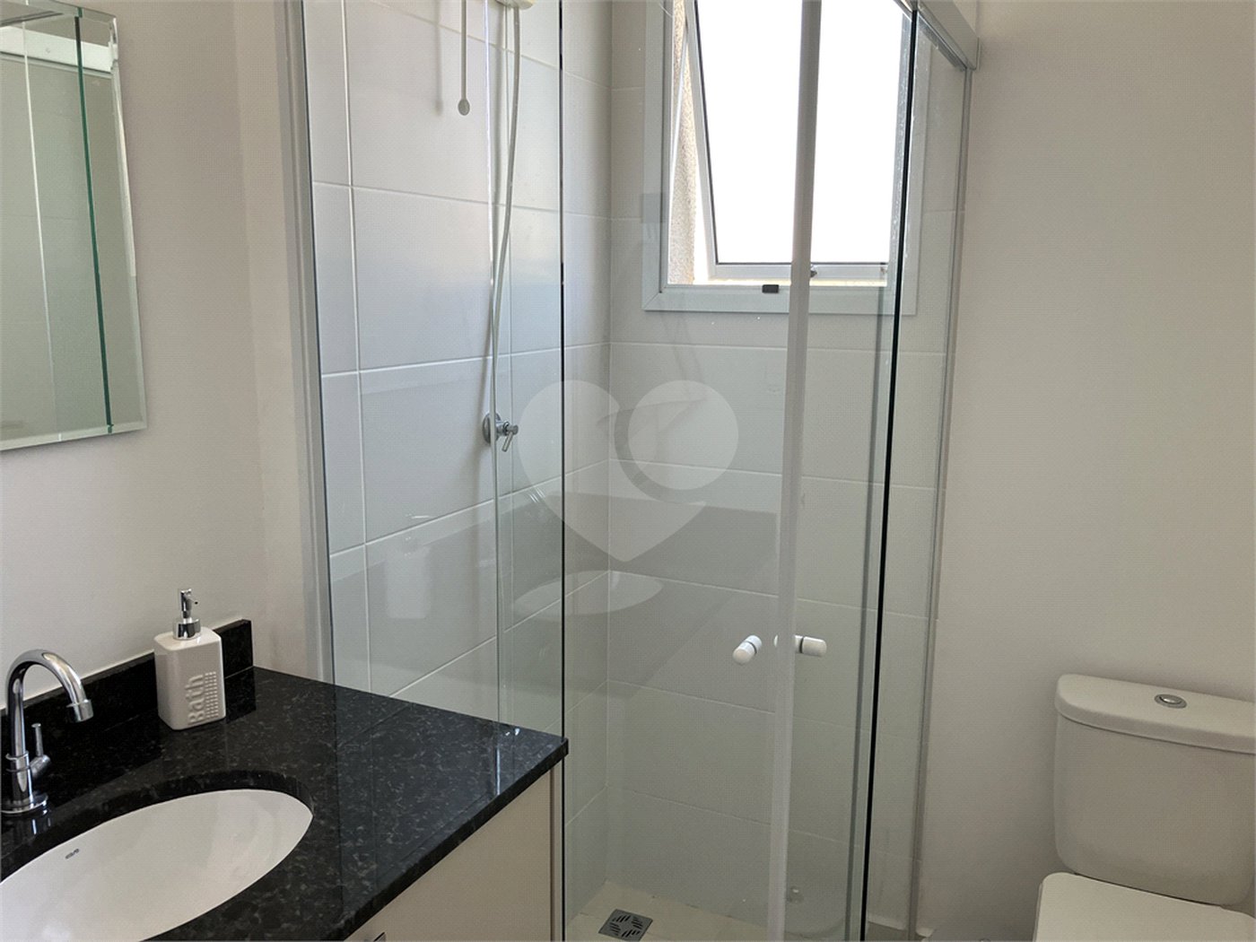 Apartamento à venda com 3 quartos, sendo 1 suíte, em Bairro da Vossoroca, Sorocaba, SP
