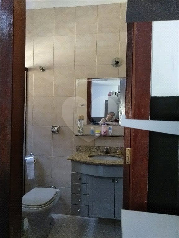 Sobrado à venda com 3 quartos, sendo 1 suíte, em Chora Menino, São Paulo, SP