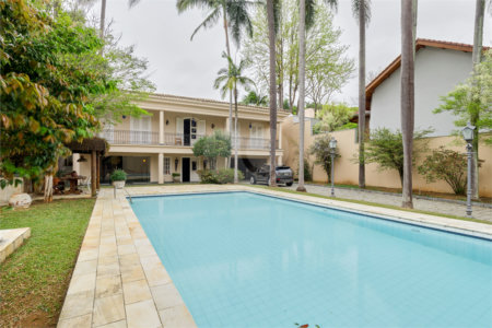 Casa à venda ou para alugar com 5 suítes em Alto da Boa Vista, São Paulo, SP
