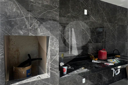 Casa à venda com 3 quartos, sendo 1 suíte, no condomínio Parque Guará, Rio de Janeiro - RJ