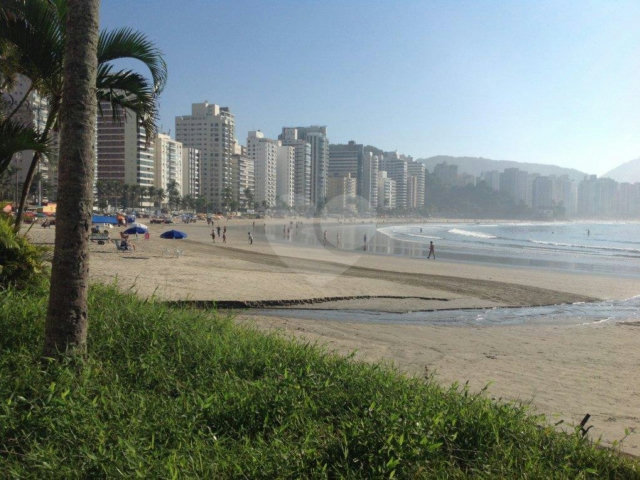Apartamento à venda com 2 quartos, sendo 1 suíte,  em Vila Luis Antônio, Guarujá, SP