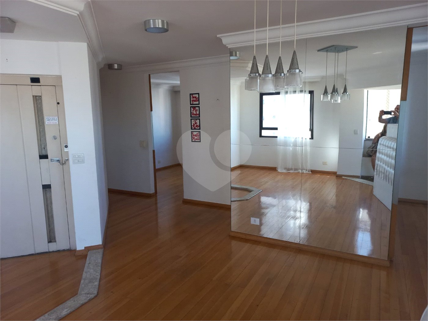 Apartamento à venda com 3 quartos, sendo 2 suítes, em Santana, São Paulo, SP