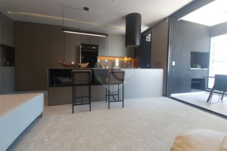 Apartamento à venda com 3 suítes em Jardim das Acácias, São Paulo, SP