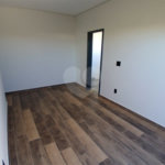 Casa à venda com 3 quartos, sendo 1 suíte,  no condomínio Jardim, Sorocaba - SP