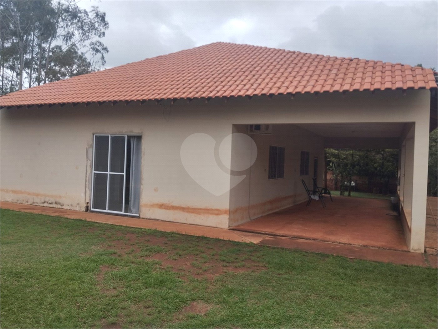 Chácara à venda com 3 quartos, sendo 1 suíte, em Chácara Flora Araraquara, Araraquara, SP