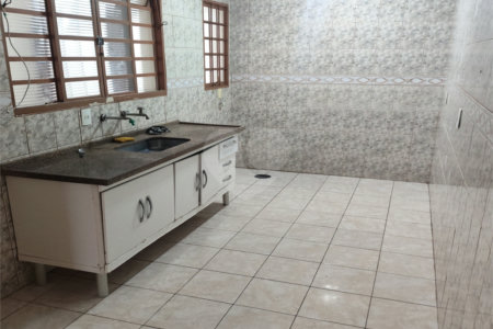 Sobrado para alugar com 3 quartos, sendo 1 suíte, em Jardim Valença, Indaiatuba, SP