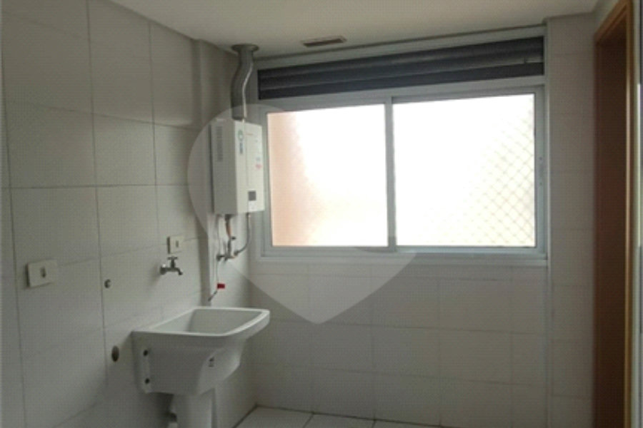 Apartamento à venda com 3 suítes em Santana, São Paulo, SP