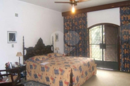Casa de Vila à venda com 4 quartos, sendo 2 suítes, em Granja Julieta, São Paulo, SP