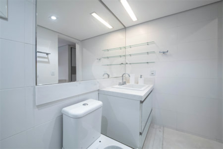 Apartamento à venda com 3 quartos, sendo 2 suítes, em Vila Mariana, São Paulo, SP