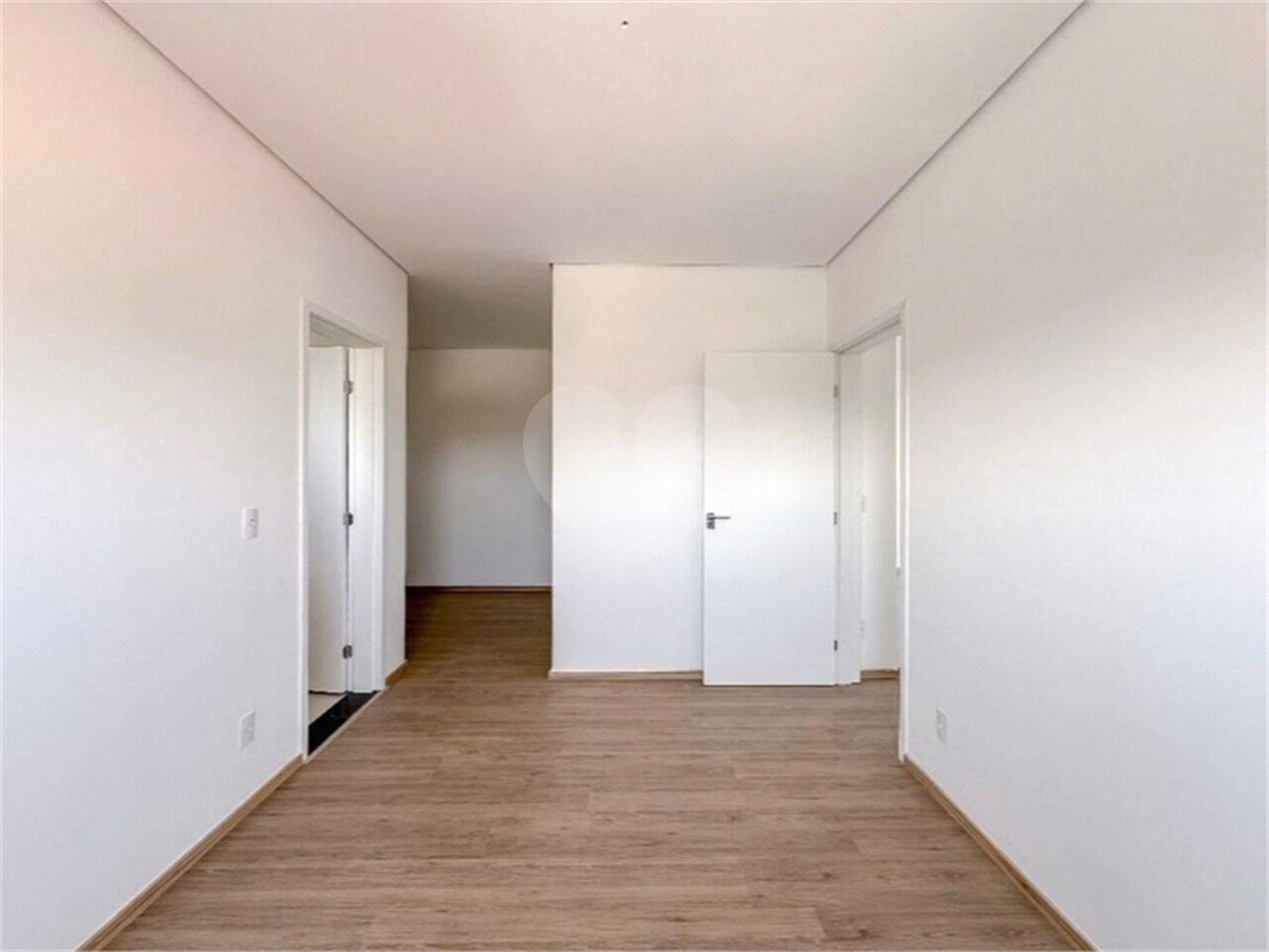 Apartamento à venda com 3 suítes em Vila Lucy, Sorocaba, SP