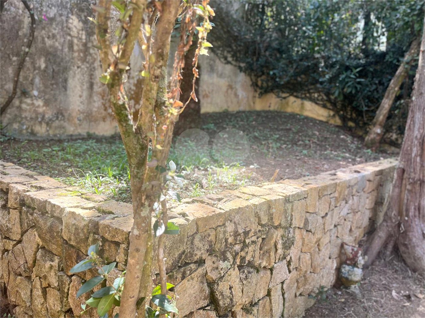 Sobrado à venda ou para alugar com 8 quartos, sendo 4 suítes, em Jardim Marajoara, São Paulo, SP