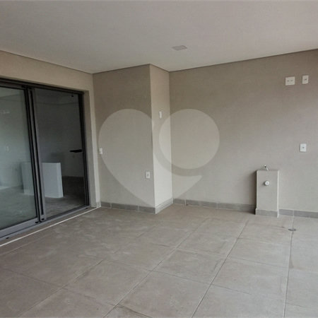 Apartamento à venda com 3 suítes em Chácara Santo Antônio, São Paulo, SP