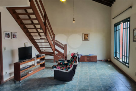 Casa à venda com 3 quartos, sendo 1 suíte, em Bosque, Vinhedo, SP
