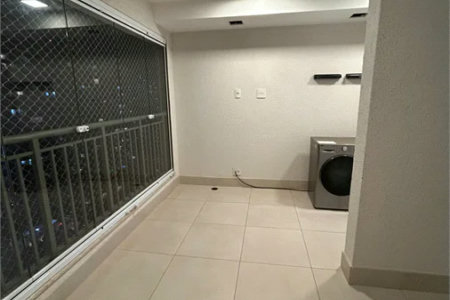 Apartamento à venda com 3 quartos, sendo 1 suíte,  em Vila Andrade, São Paulo, SP