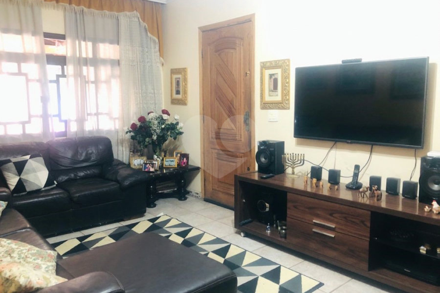 Casa Térrea à venda com 3 quartos, sendo 1 suíte, em Jardim Brasil (zona Norte), São Paulo, SP