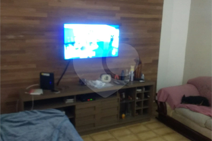 Sobrado à venda com 2 quartos em Pari, São Paulo, SP