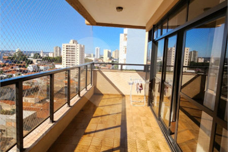 Apartamento à venda com 3 suítes no Centro, Araraquara, SP