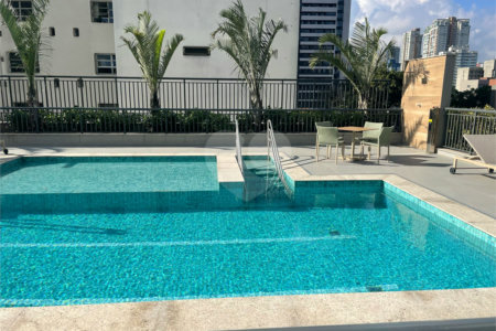 Apartamento à venda com 2 quartos, sendo 1 suíte, em Santo Amaro, São Paulo, SP