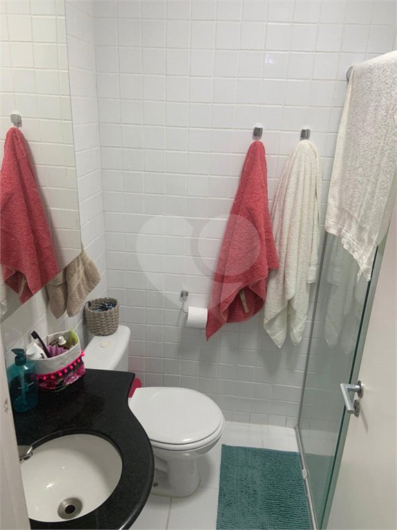 Casa à venda com 3 quartos, sendo 1 suíte, no condomínio Traituba, São Paulo - SP