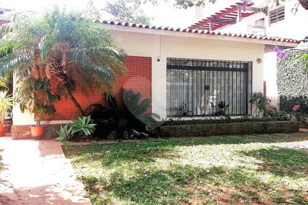 Casa Térrea à venda com 4 quartos, sendo 1 suíte, em Butantã, São Paulo, SP