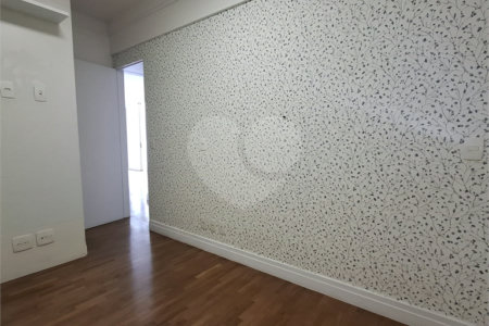 Apartamento à venda com 2 suítes em Pinheiros, São Paulo, SP
